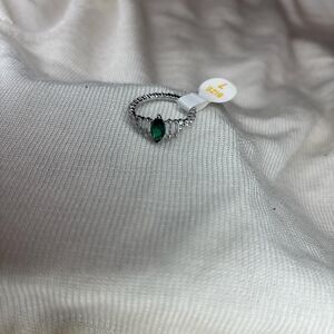 bomb party Silver and lab created emerald gemstone ring Size 7